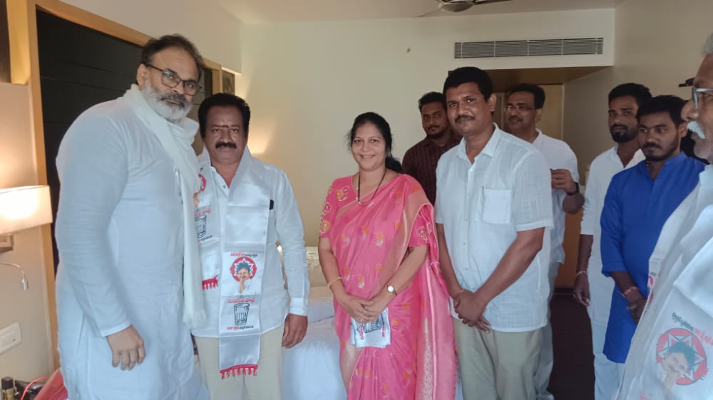 జనసేన