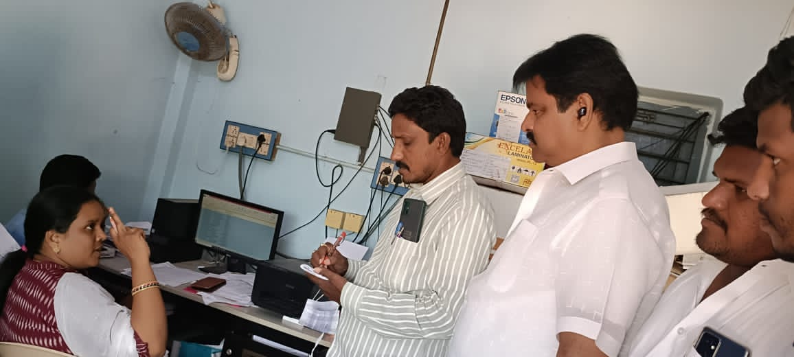 కాకినాడ