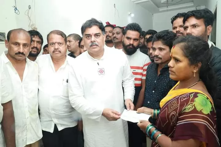నాదెండ్ల మనోహర్