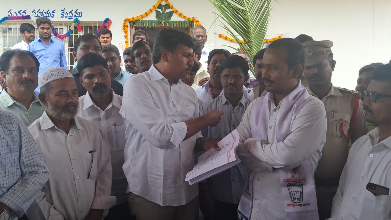 ఎమ్మెల్యే
