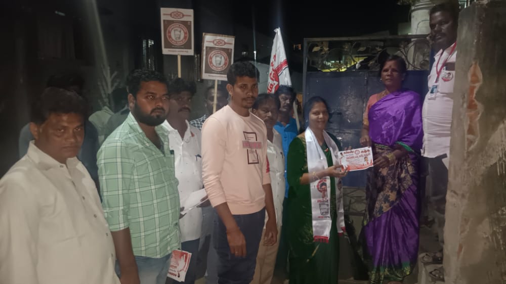 మాకినీడి శేషుకుమారి