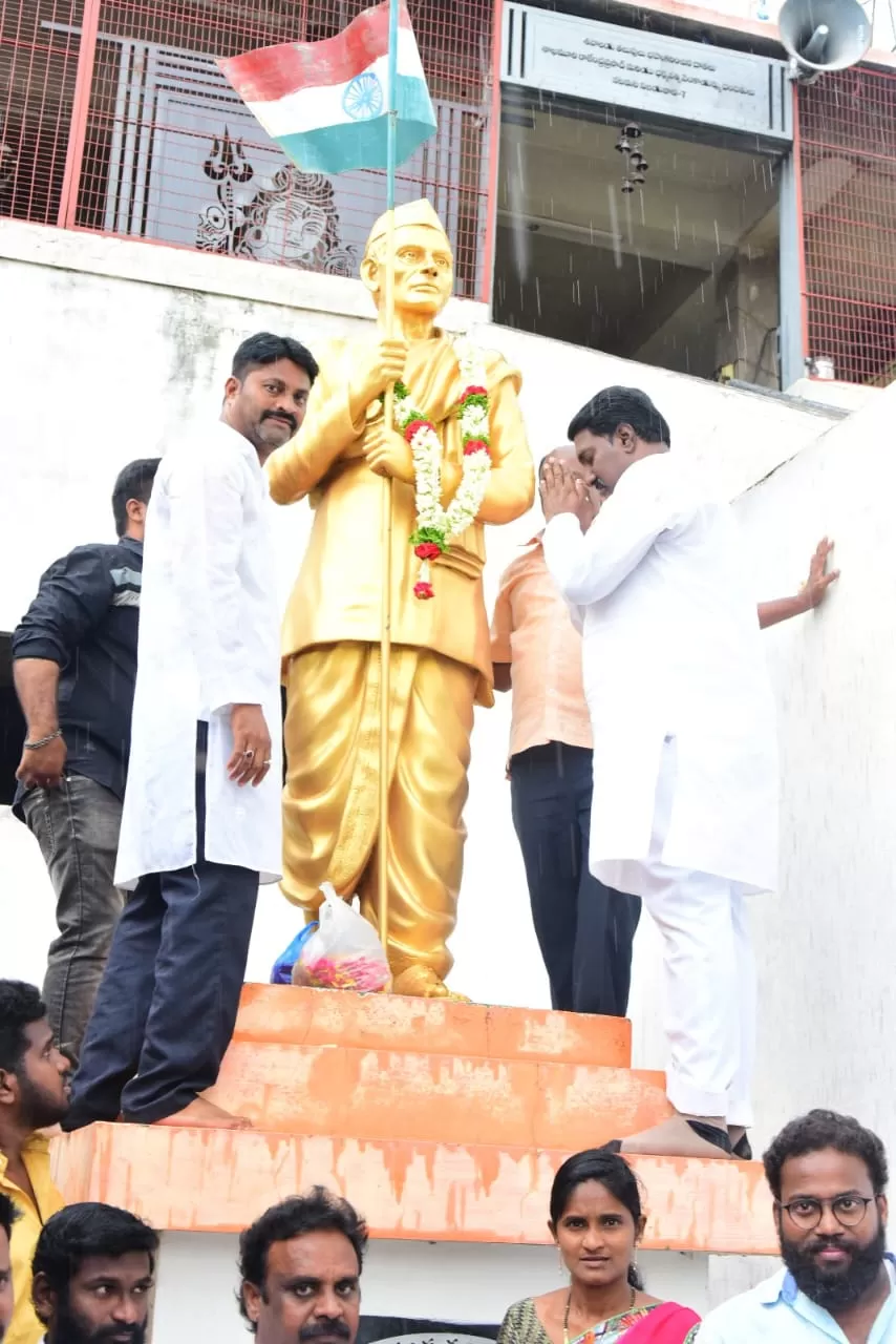పింగళి వెంకయ్య
