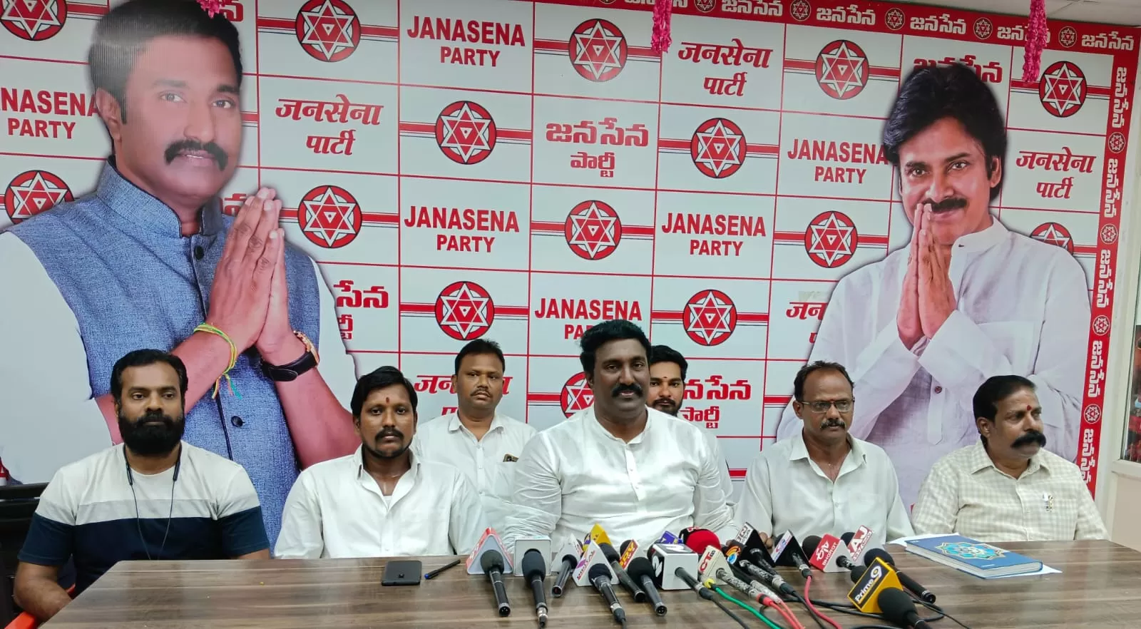 పశ్చిమ నియోజకవర్గం