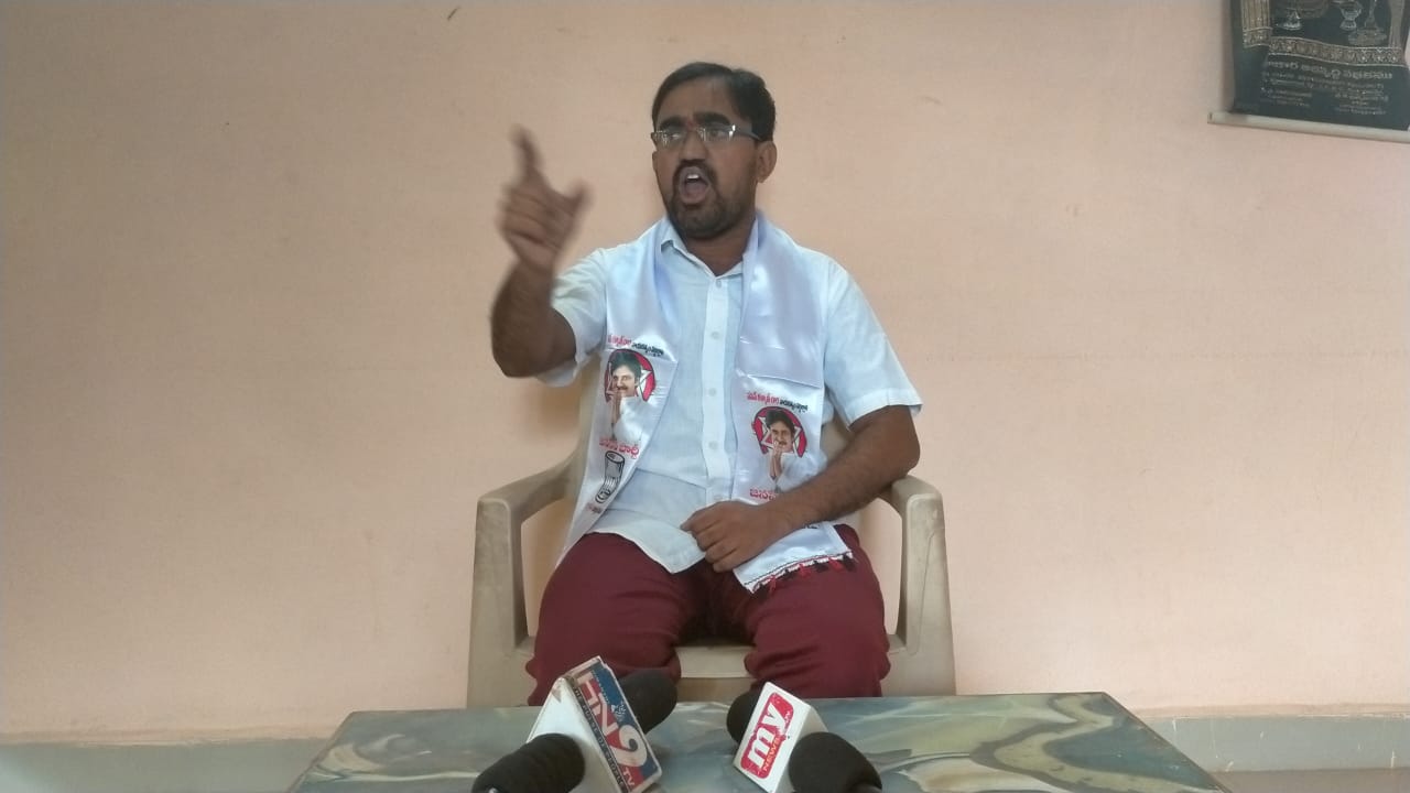 పవన్ కళ్యాణ్