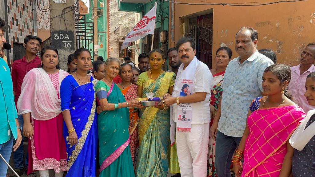 పవనన్న