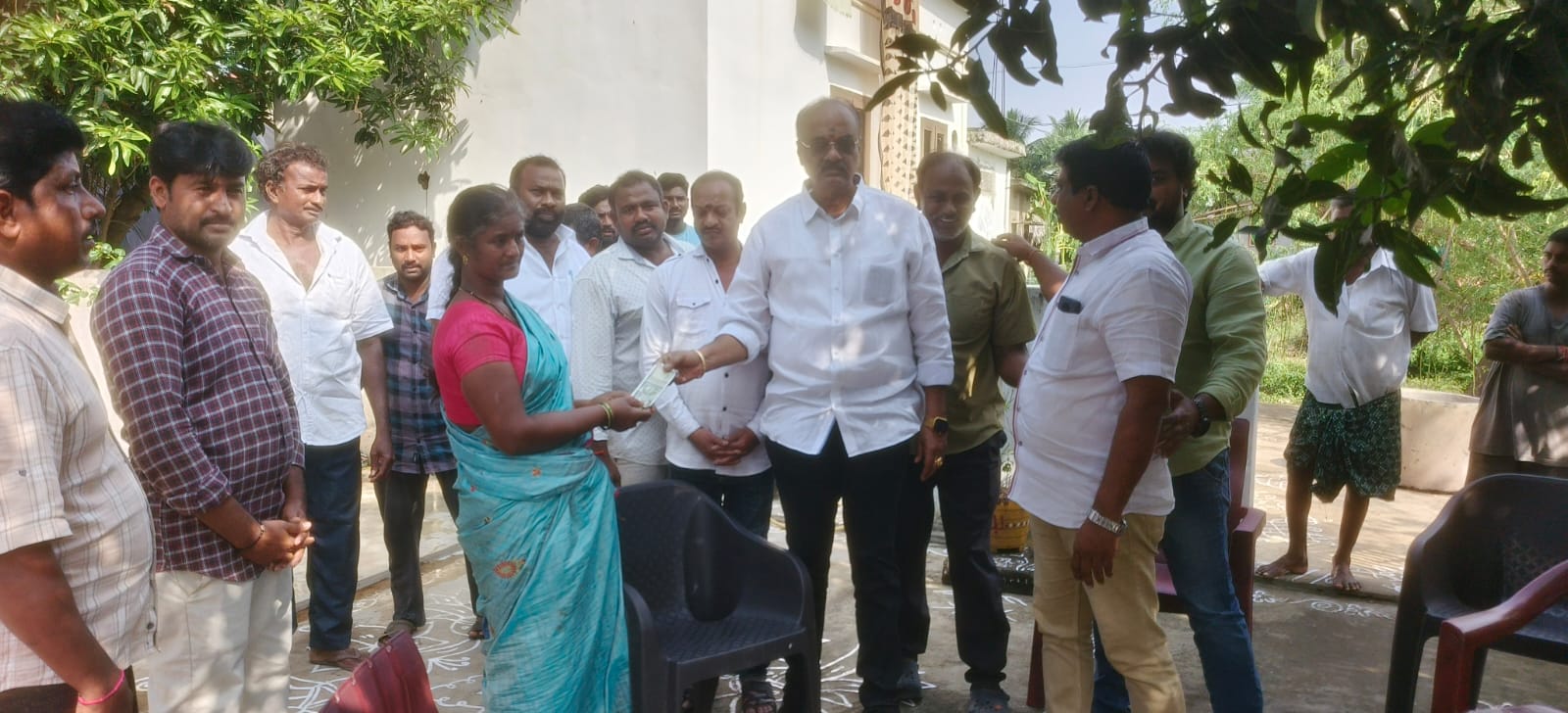 బొలిశెట్టి శ్రీనివాస్